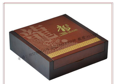 實木金銀制品包裝盒 定制化工廠生產(chǎn)與銷售策略